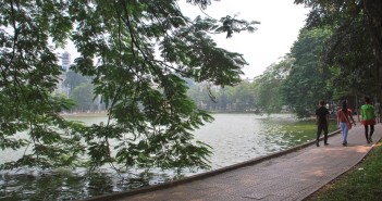 Một số địa điểm chạy bộ buổi sáng ở Hà Nội Địa điểm chạy bộ ở Hà nội - Hồ gươm